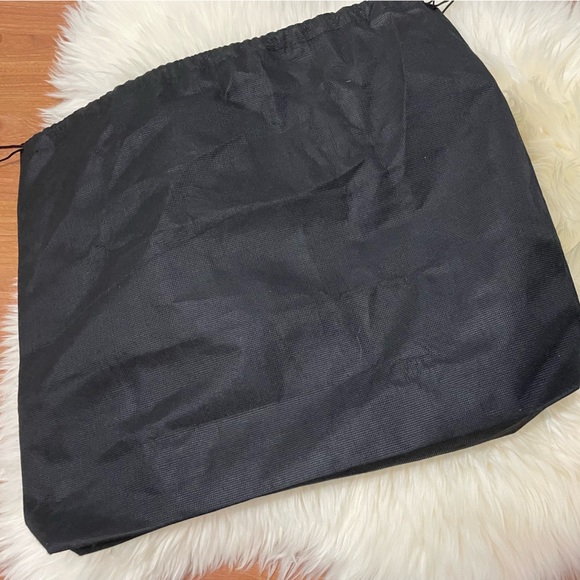 Guess Tan Leather Handbag - Picture 9 of 9